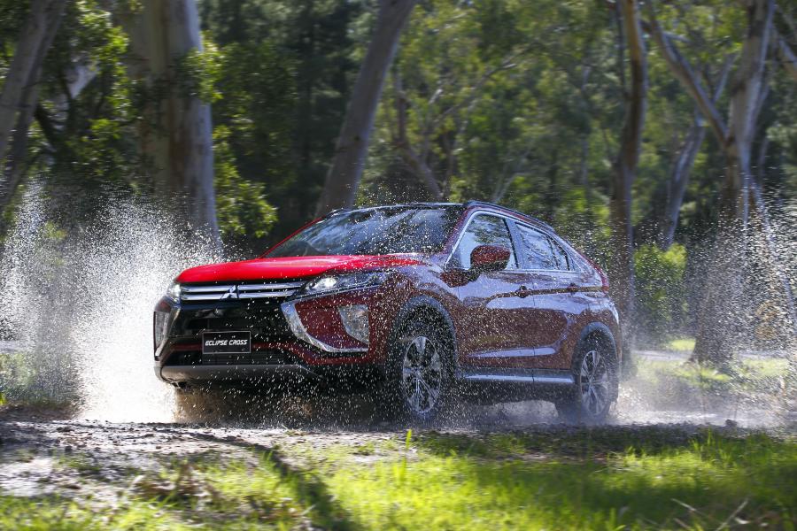  Mitsubishi Eclipse Cross Exceed 2018 года  (AU) (фото 12 из 17)